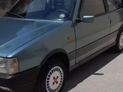 Occasion Fiat Uno 105 ch (77 kW) 1988 Vert Citadine