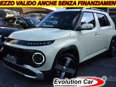 Usata Hyundai Inster 27 kW (38 CV) 2025 Antracite pastello Utilitaria