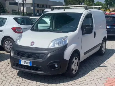 Usata Fiat Fiorino 80 CV (58 kW) 2018 Bianco Monovolume