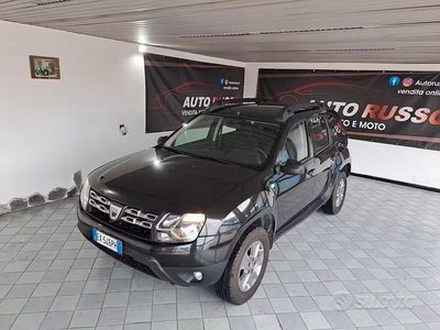 Usata Dacia Duster Lauréate 115 CV (84 kW) 2015 Nero SUV