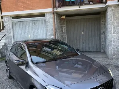 Usata Mercedes 200 136 CV (100 kW) 2019 Grigio Berlina