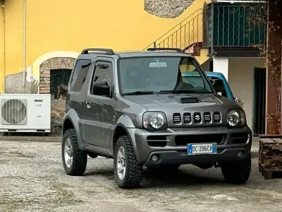 Usata Suzuki Jimny 86 CV (63 kW) 2006 SUV