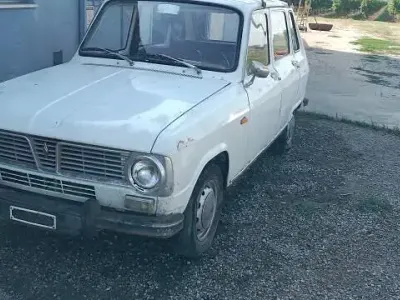 Usata Renault R6 47 CV (34 kW) 1972 Bianco Utilitaria