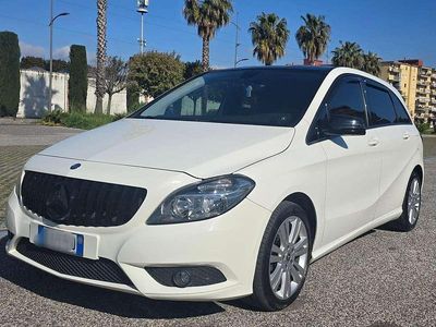Usata Mercedes B180 Executive 109 CV (80 kW) 2013 Bianco Monovolume