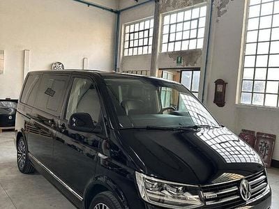 Begagnad VW T6 Generation Six 204 HK (150 kW) 2015 Svart Van