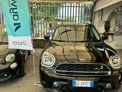 Usata Mini Cooper S Countryman Business 125 CV (91 kW) 2021 Nero SUV