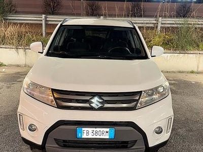 Usata Suzuki Vitara 2015 Bianco SUV