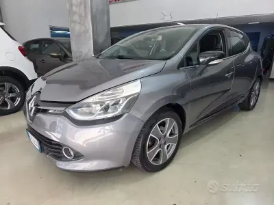 Usata Renault Clio IV 73 CV (53 kW) 2015 Grigio Berlina