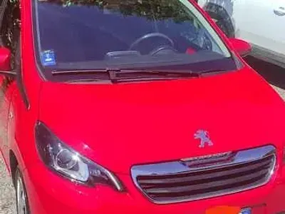 Usata Peugeot 108 Active 69 CV (50 kW) 2017 Rosso Utilitaria
