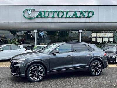 Usata Audi Q8 S-Line 286 CV (210 kW) 2024 Grigio SUV