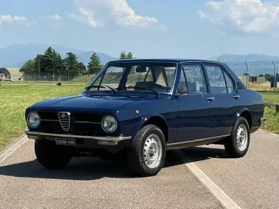 Usata Alfa Romeo Alfetta 109 CV (80 kW) 1975 Blu Berlina