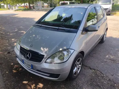Usata Mercedes A160 Premium 95 CV (69 kW) 2011 Grigio Monovolume