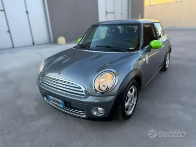 Usata Mini ONE 95 CV (69 kW) 2011 Grigio Utilitaria