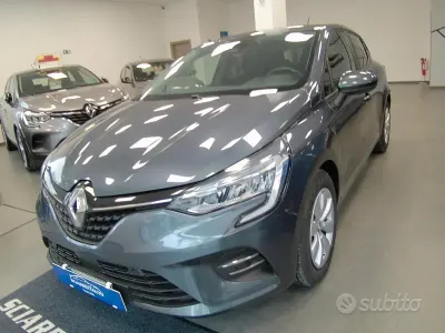 Usata Renault Clio V Intens 86 CV (63 kW) 2020 Bluazzurro Berlina