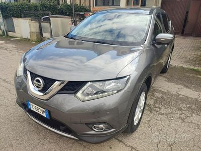 Usata Nissan X-Trail 131 CV (96 kW) 2017 Grigio SUV