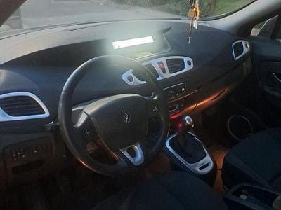 Usata Renault Scénic III 110 CV (80 kW) 2009 Grigio Monovolume