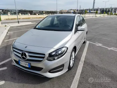 Brugt Mercedes B180 109 HK (80 kW) 2017 Grå MPV