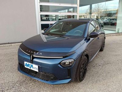 Usata Lancia Ypsilon 61 kW (84 CV) 2025 Blu/azzurro Utilitaria