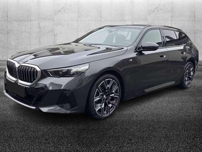 Usata BMW 540 M Sport 286 CV (210 kW) 2024 Grigio Station wagon