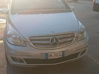 Usata Mercedes B180 2008 Grigio Monovolume
