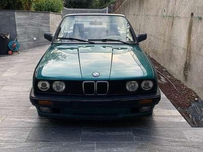 Usata BMW 318 Cabriolet 113 CV (83 kW) 1992 Verde Cabrio