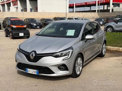 Usata Renault Clio V Zen 100 CV (73 kW) 2022 Grigio Berlina