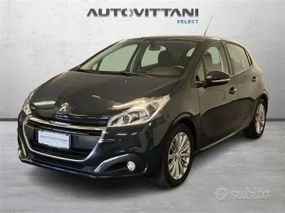 Usata Peugeot 208 Allure 75 CV (55 kW) 2018 Gray Utilitaria