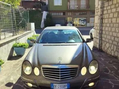 Usata Mercedes E320 Avantgarde 224 CV (164 kW) 2007 Berlina