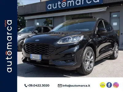 Usata Ford Kuga ST-Line X 225 CV (165 kW) 2023 Agate black (metallizzato) SUV