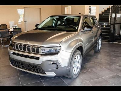 Nuova Jeep Avenger Altitude 109 CV (80 kW) 2025 Grigio SUV