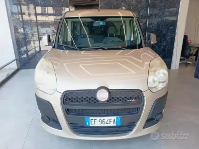 Usata Fiat Doblò Dynamic 105 CV (77 kW) 2010 Grigio Monovolume