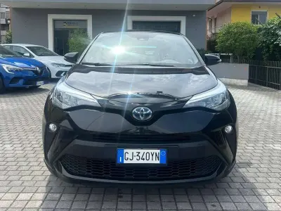Usata Toyota C-HR