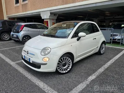 Begagnad Fiat 500 69 HK (50 kW) 2012 Vit Sedan
