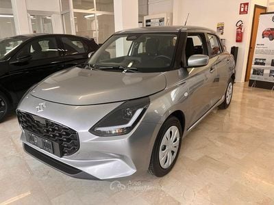 Nuova Suzuki Swift 82 CV (60 kW) 2026 Arancione Utilitaria