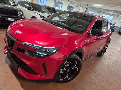 Nouvelle Alfa Romeo Junior Edizione Speciale 136 ch (100 kW) 2025 Noir SUV