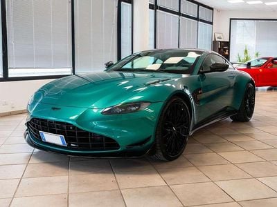 Usata Aston Martin V8 Vantage 534 CV (392 kW) 2023 Verde Coupé