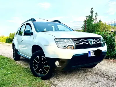 Usata Dacia Duster 105 CV (77 kW) 2016 Bianco SUV