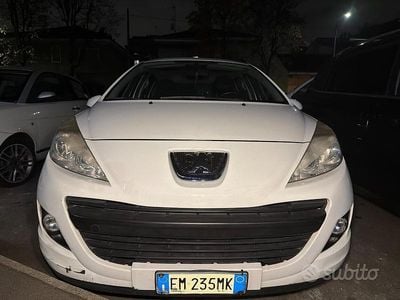 Bianco Usata 2012 Peugeot 207 Station wagon | 3500 € (Buon prezzo)