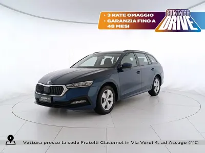 Usata Skoda Octavia Executive 150 CV (110 kW) 2022 Blu lava metallizzato Station wagon