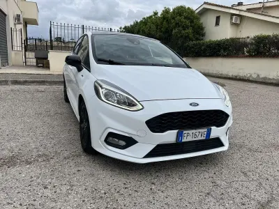 Occasion Ford Fiesta ST-Line 86 PK (63 kW) 2018 Wit Hatchback