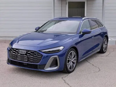 Usata Audi A5 Ambiente 204 CV (150 kW) 2025 Blu Station wagon
