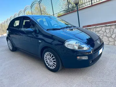 Usata Fiat Punto Street 95 CV (69 kW) 2018 Bluazzurro Utilitaria