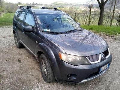 Usata Mitsubishi Outlander