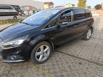 Usata Ford S-MAX Titanium S 179 CV (131 kW) 2016 Monovolume