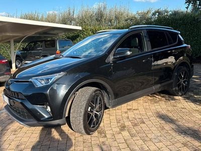 Usata Toyota RAV4 Active 143 CV (105 kW) 2016 Nero SUV