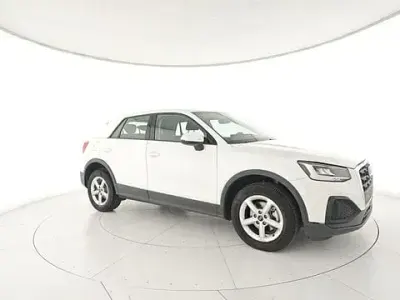Usata Audi Q2 Business 116 CV (85 kW) 2023 Bianco SUV
