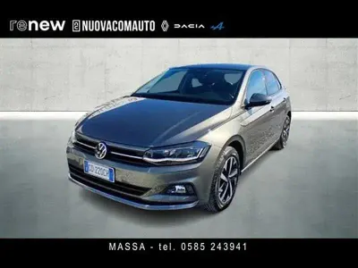 Usata VW Polo Highline 90 CV (66 kW) 2021 Grigio scuro Utilitaria