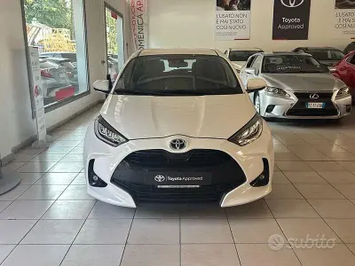 Usata Toyota Yaris Hybrid Trend 116 CV (85 kW) 2022 Other Berlina