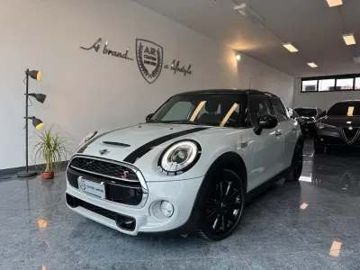 Usata Mini John Cooper Works 169 CV (124 kW) 2018 Marrone Utilitaria