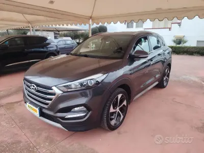 Käytetty Hyundai Tucson Xpossible 141 HP (103 kW) 2017 Harmaa Katumaasturi